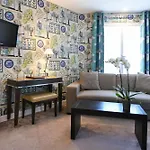 Le 46 Hotell