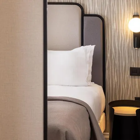 Le 46 Hotel 3*
