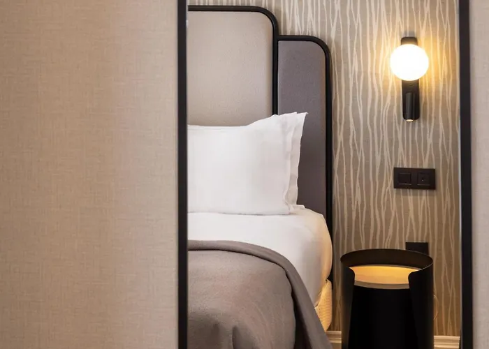 Le 46 Hotel 3*