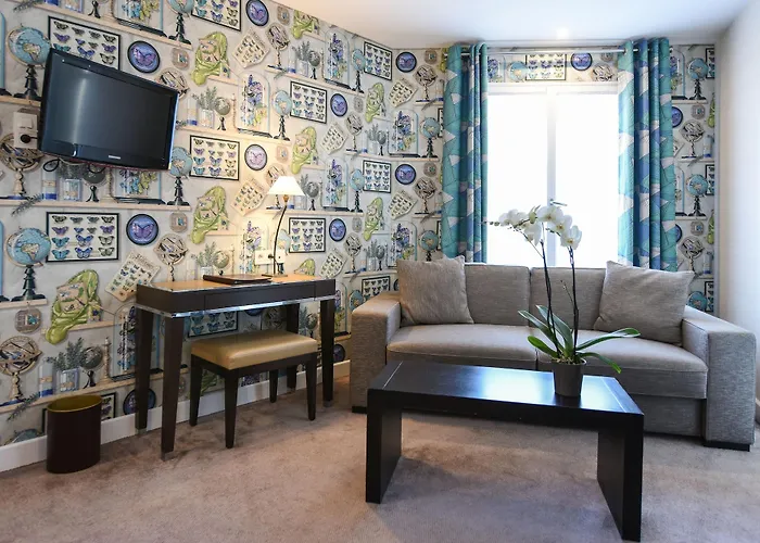 Le 46 Hotell
