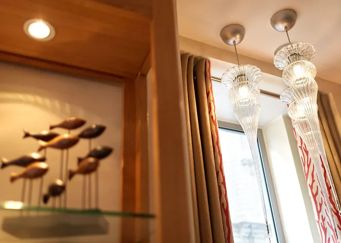 Le 46 Hotell